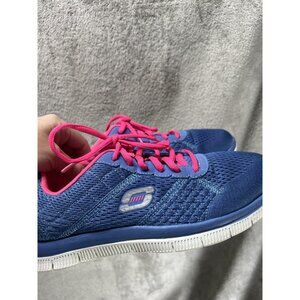 Skechers Women’s 8.5 Skech-Knit Memory Foam Athletic Walking Shoes Blue/Pink